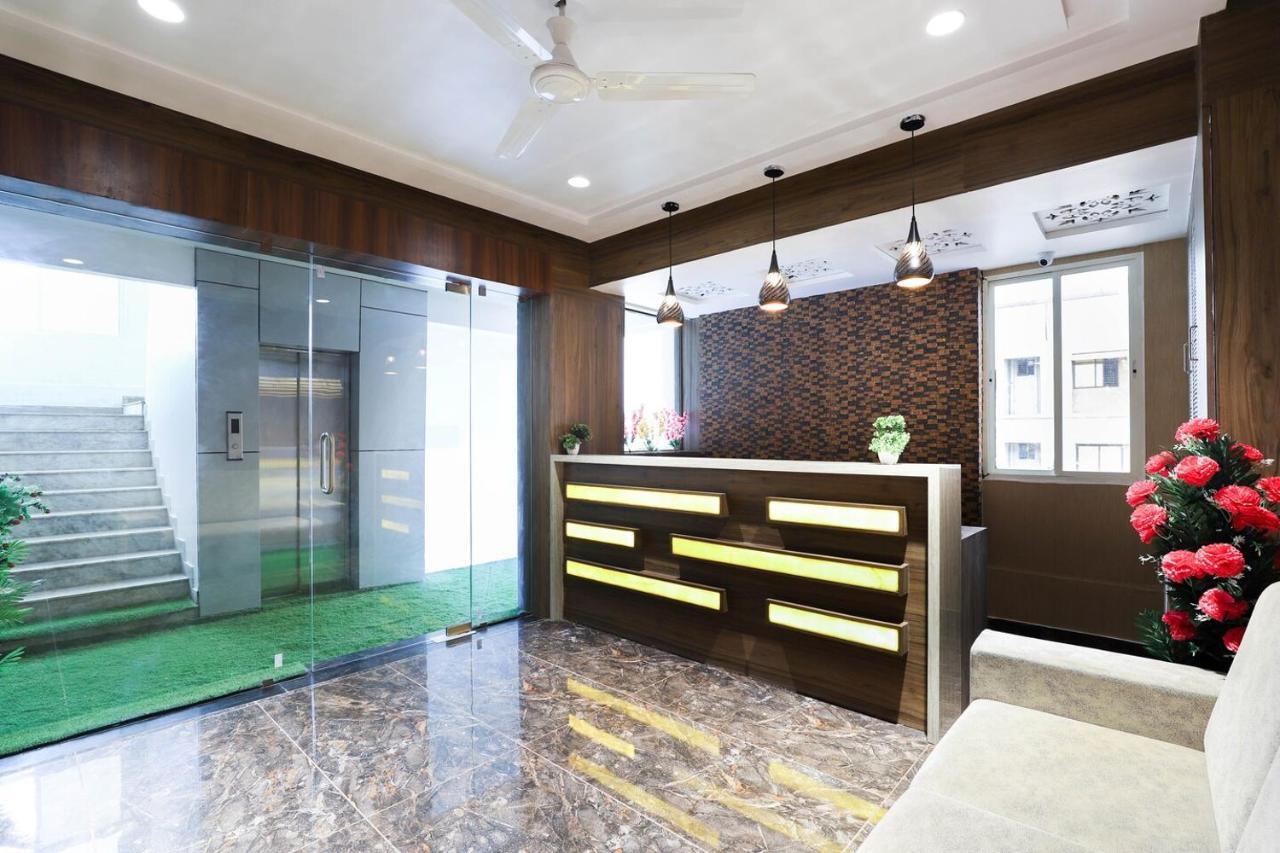 Sky Stays Rose Gold Vadodara Exterior photo